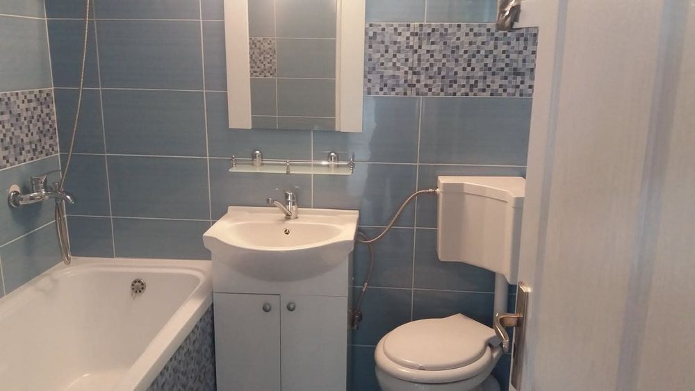 Inchiriez ap mansardă centru