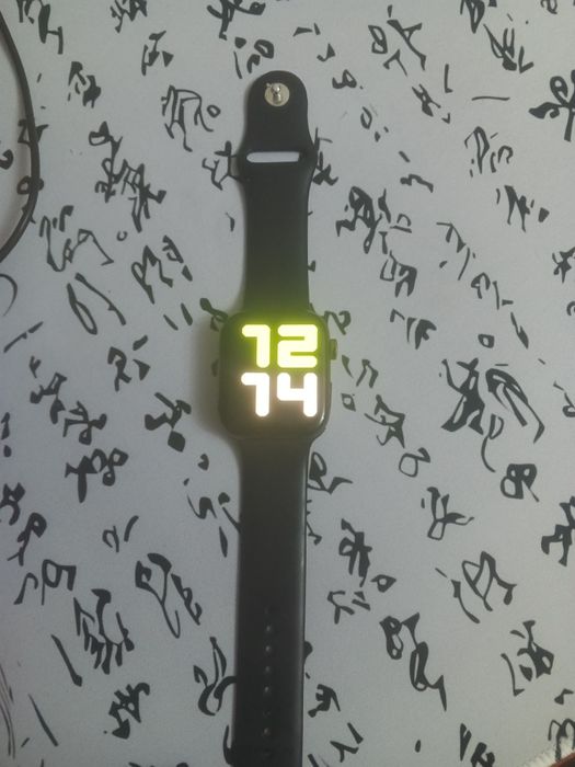 Watch Soat sotiladi sensorli