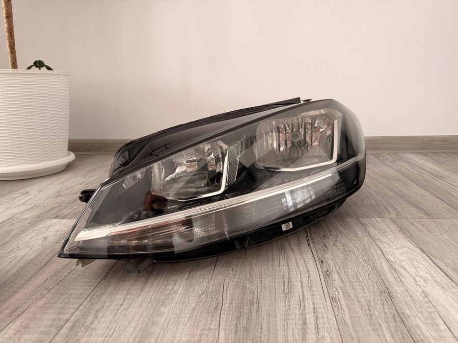 Faruri HELLA 5G1 941 005 D Volkswagen Golf 7 2019
