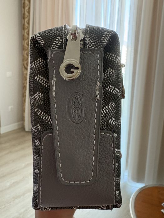 gentuta de mana goyard