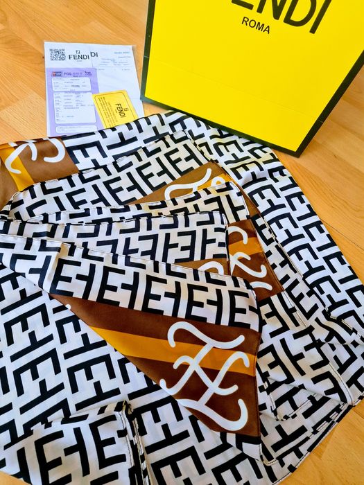 Esarfa matase naturala Fendi,super calitate, new collection,Italia,sac