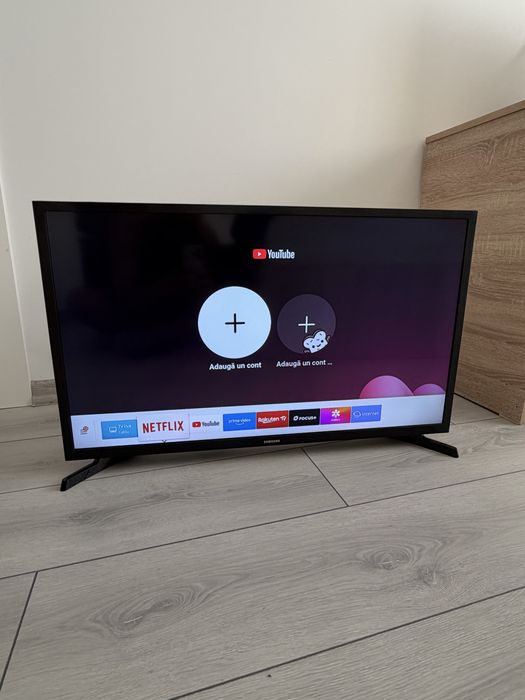 Televizor  Samsung smart tv 32” 81 cm