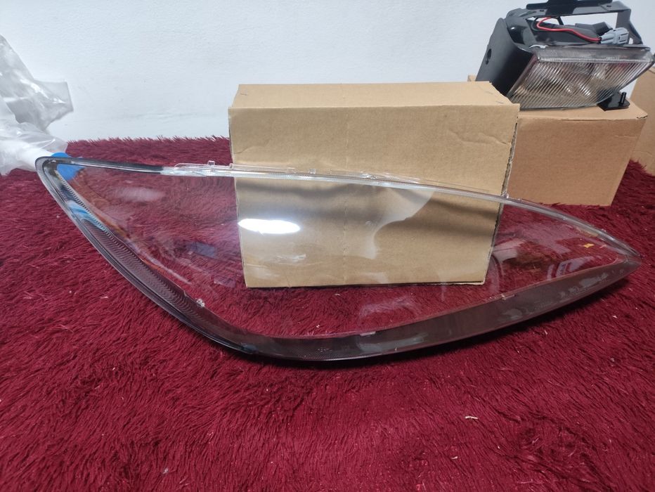 Камри 30 стекло фара