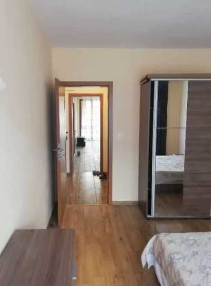 Дава се под наем Двустаен апартамент в Пловдив, Младежки Хълм - 65 кв.м за 298.86 € - Снимка #1