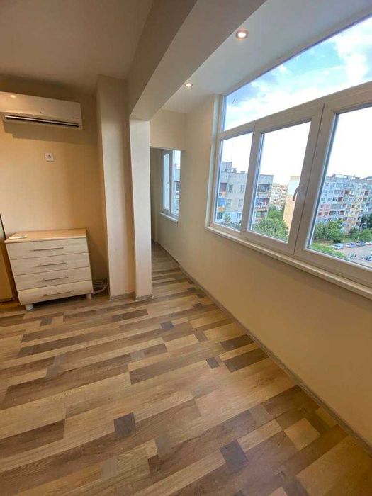 Гарсионера под наем след основен ремонт дъбника