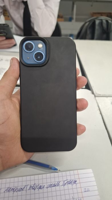Продам айфон 13 база