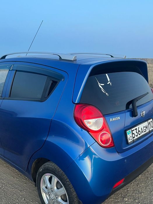 Продам машину Ravon R2