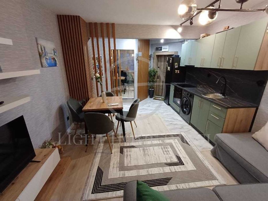 Продава се Тристаен апартамент в Пловдив, Кършияка - 65 кв.м за 3060 €/кв.м - Снимка #2