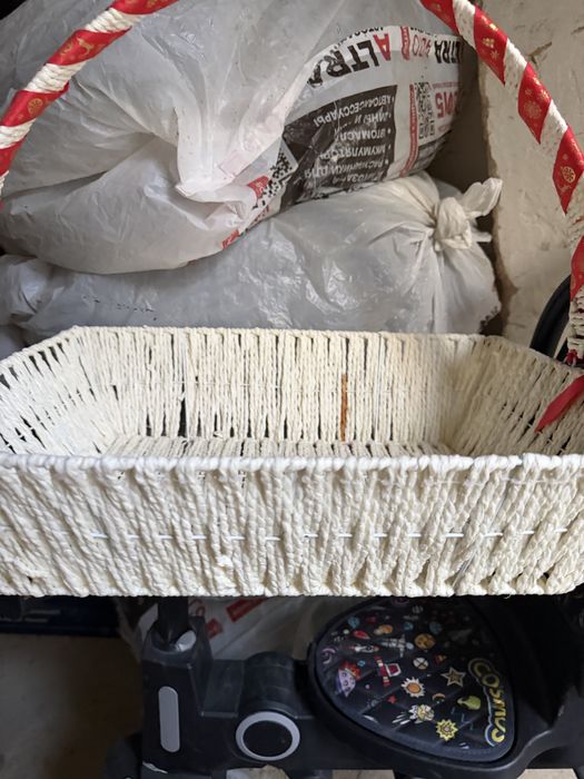 Карзинка плетенная