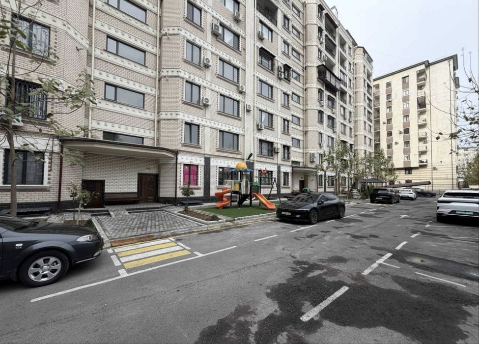 4-комн квартира 113м² в ЖК Airport House, центр рядом Бобура улица