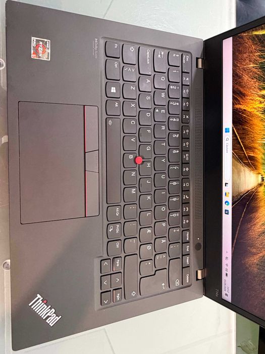 Laptop ThinkPad T14s Gen2 AMD Ryzen 5 Pro 5650U 16GB 256SSD Touch 52405
