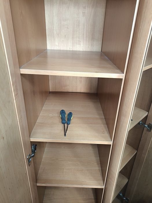 Продам шкаф распашной