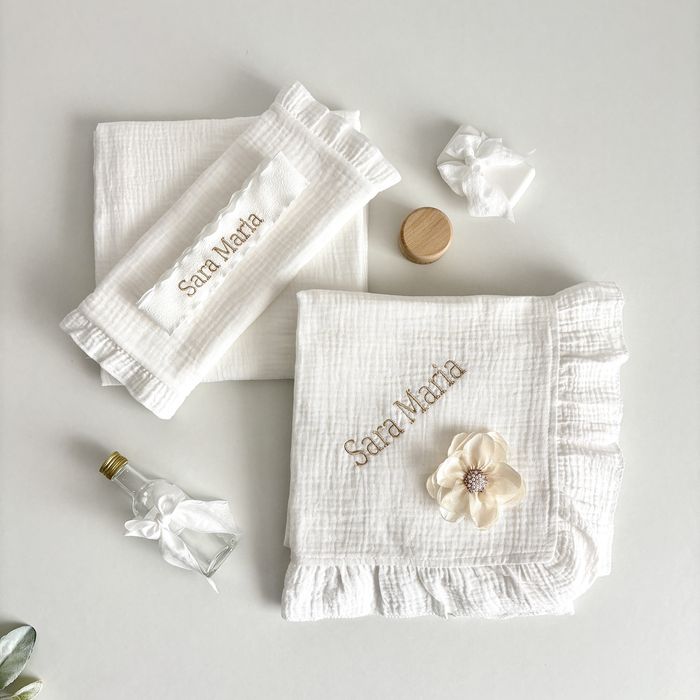 Trusou din musalina personalizat pentru botez