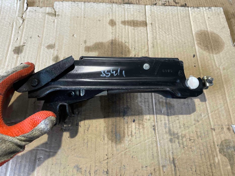 Авто Крик Авариен Крик Audi A4 A6 VW Passat Seat Altea Skoda Superb