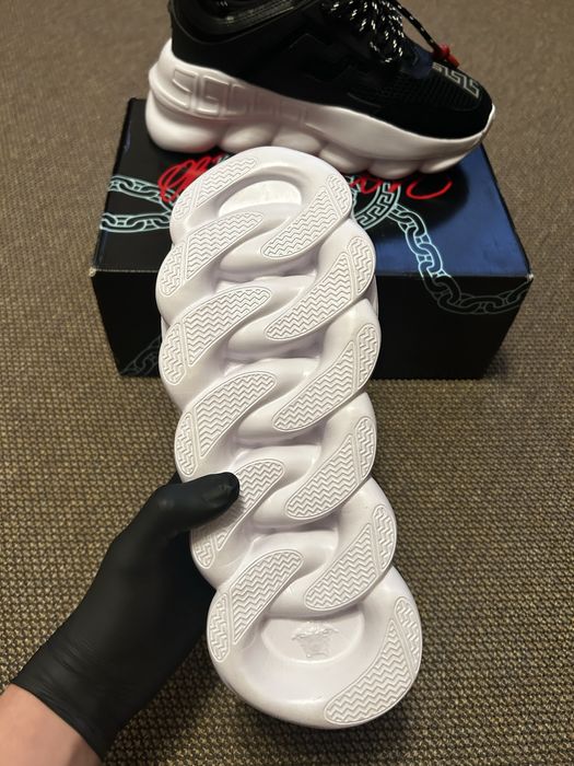 Versace Chain Reaction