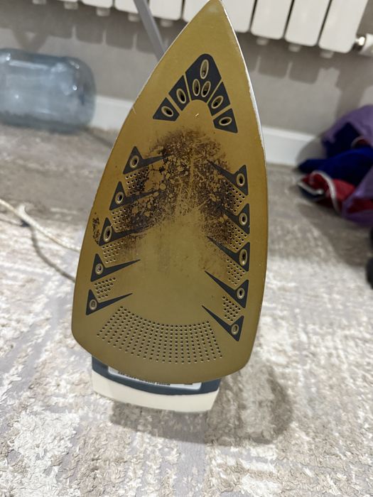 продам Утюг Taurus 2500W с паром