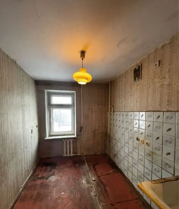 Продам 4-х комнатную квартиру