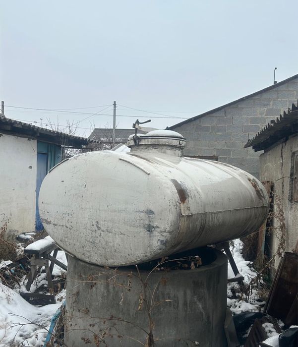 Продам бочку срочно