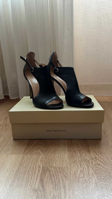 Sandal IL PASSO din piele naturala, marimea 38