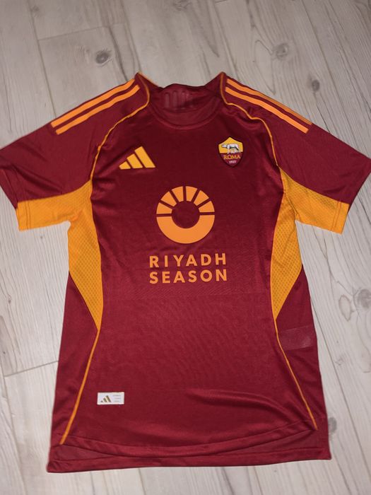 Футболни тениски!