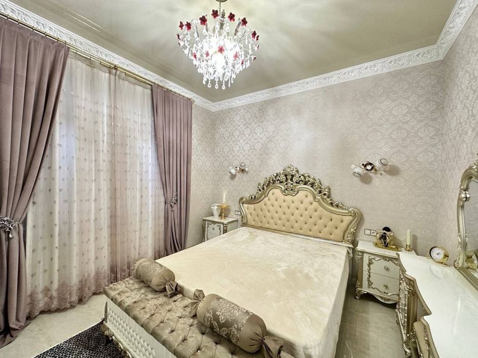 Дом центр Луначарского 220 м2