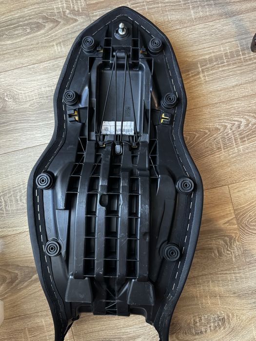 Vand șa originala BMW F900XR/R