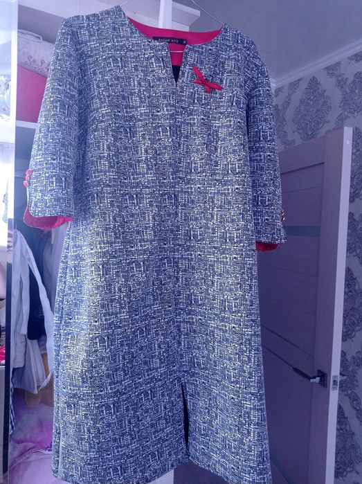 Продам платья спрочно