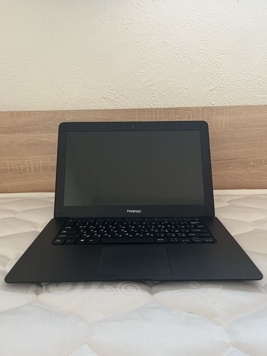 Лаптоп Prestigio