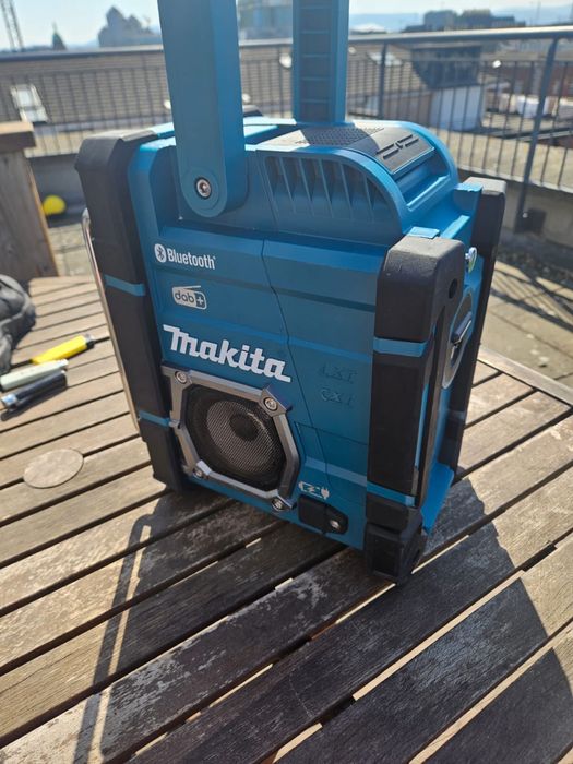 Radio Makita DMR301