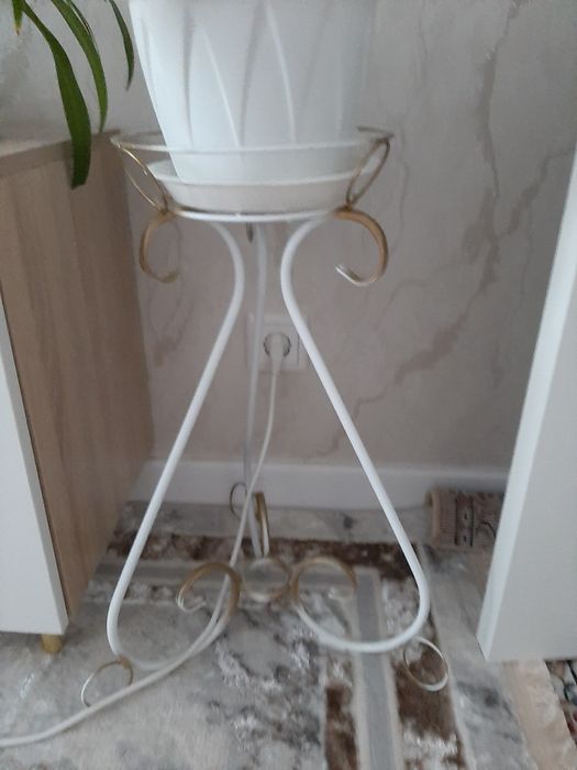 Подставки для цветов