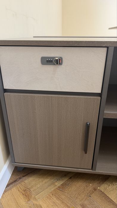 Стол офисный рабочий