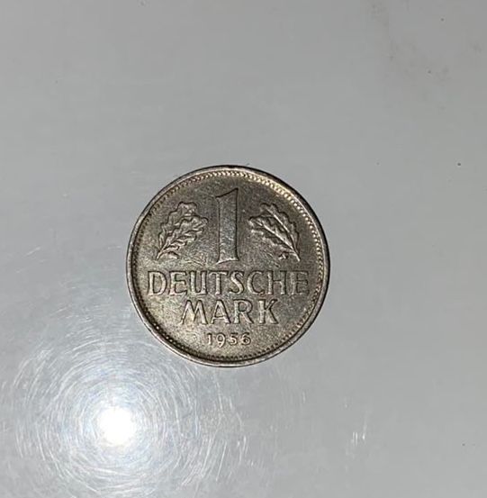 Продам монету DEUTSCHE MARK