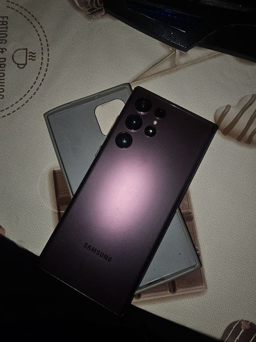 Продам Samsung s22 ultra