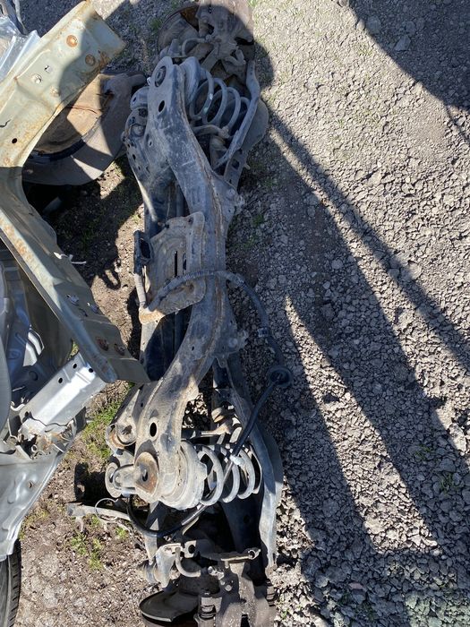 Заден мост Toyota Avensis /Тойота Авенсис T27-2013г