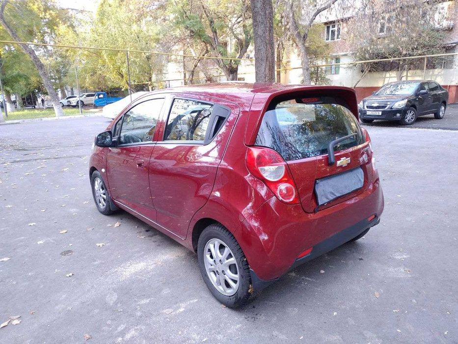 Chevrolet Spark, 2021 г/в, состояние отличное