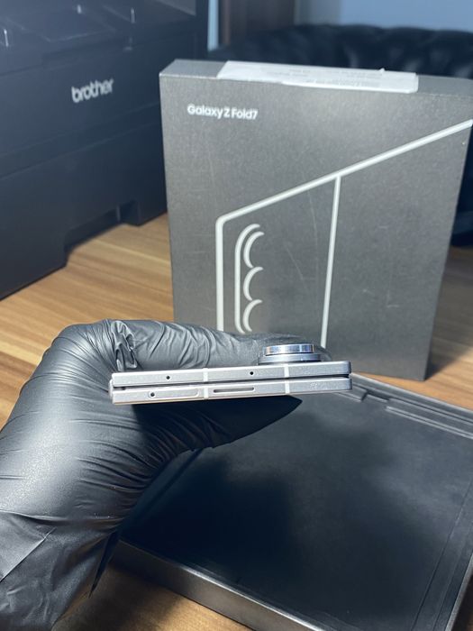 Samsung Galaxy Z Fold7 • 256 GB •Silver Shadow / Cod produs: 7145