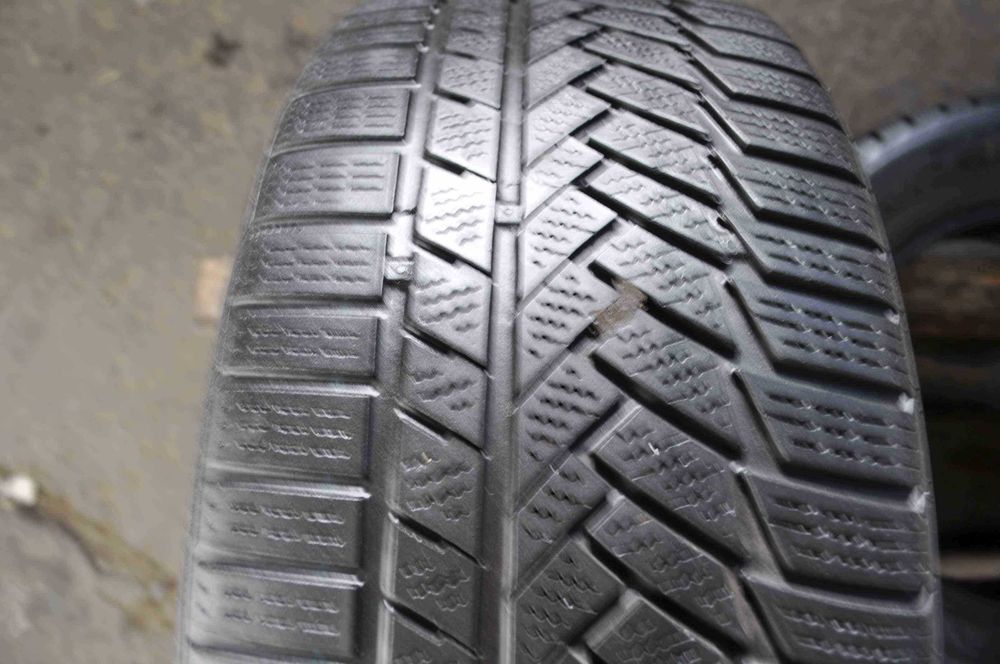 SET 2 Anvelope Iarna 235/45 R18 CONTINENTAL WinterContact TS850 P 98V