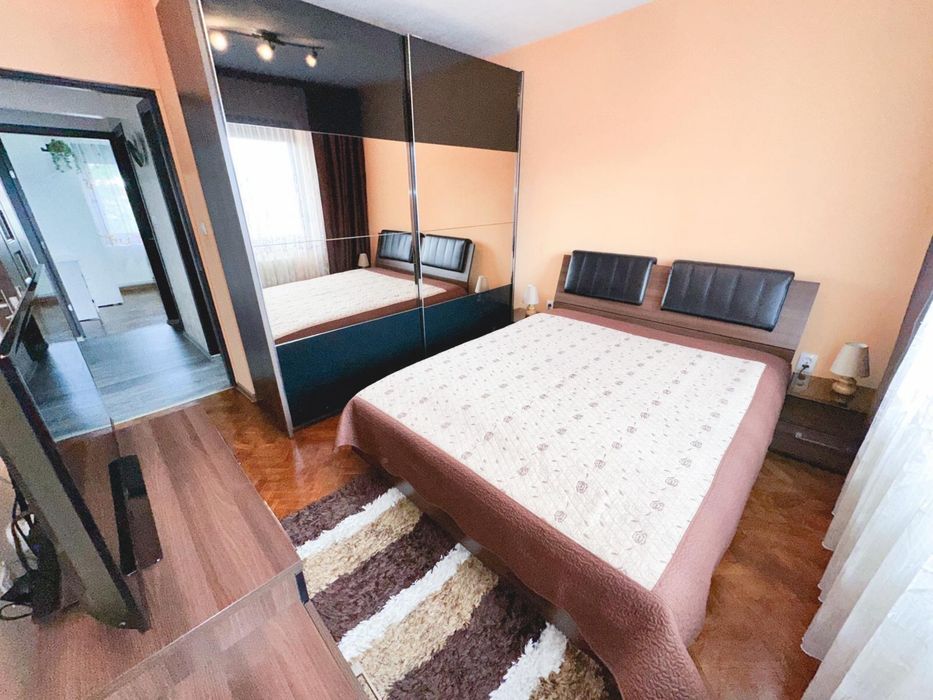 Apartament 3 camere + garaj de vânzare Cartier Păcii, Târnăveni, jud. Mures