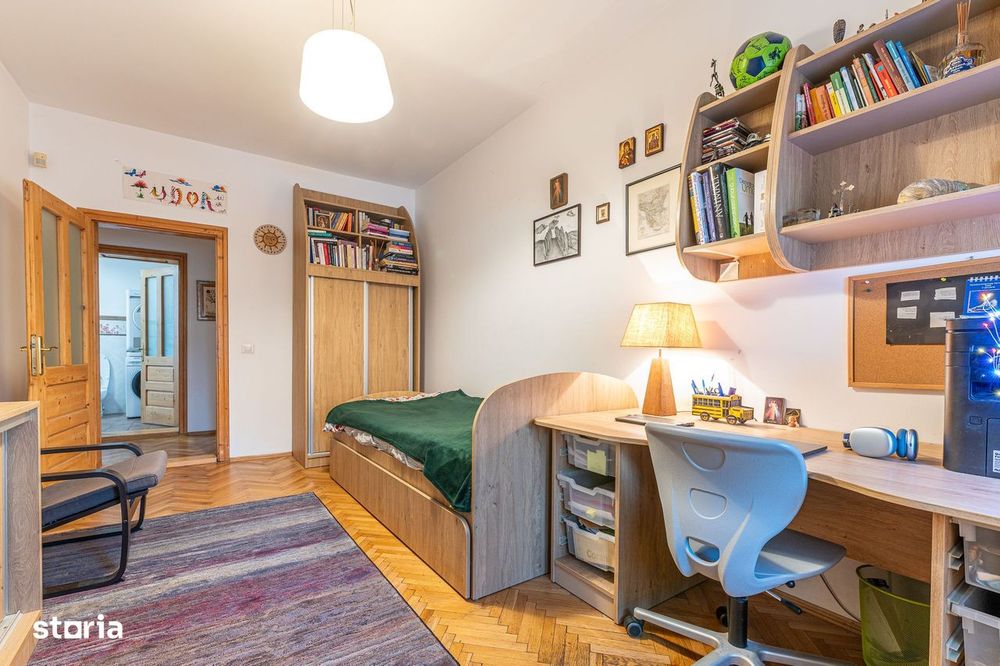 Vilă 4 familii | Apartament generos | Curte 98 mp | Andrei Muresanu