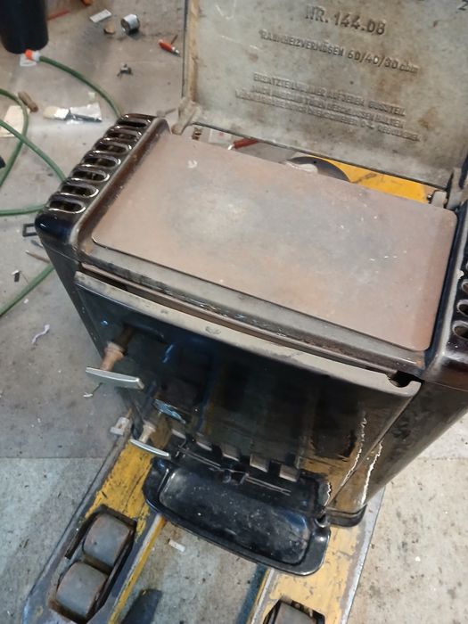 Soba pe lemne,din fonta