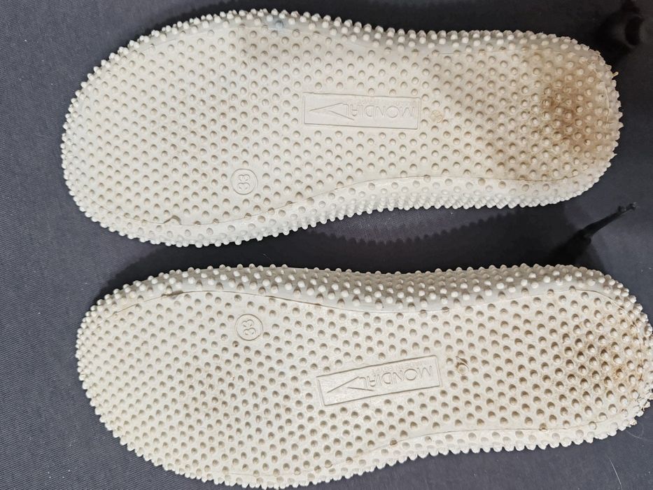 Кораллки  33 размер (аквашузы)