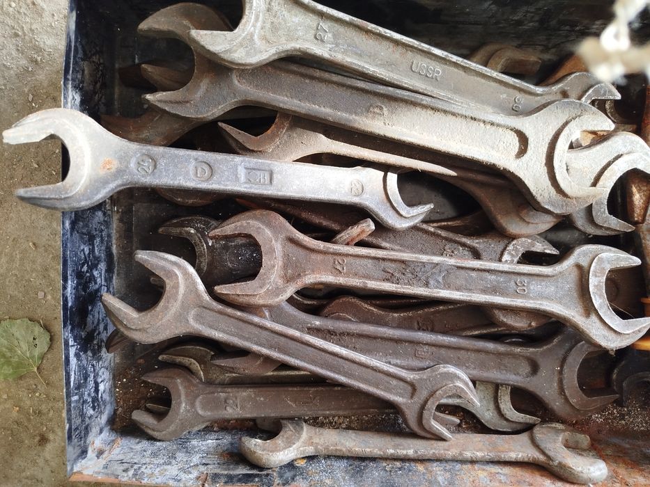 Продам ключи рожковые