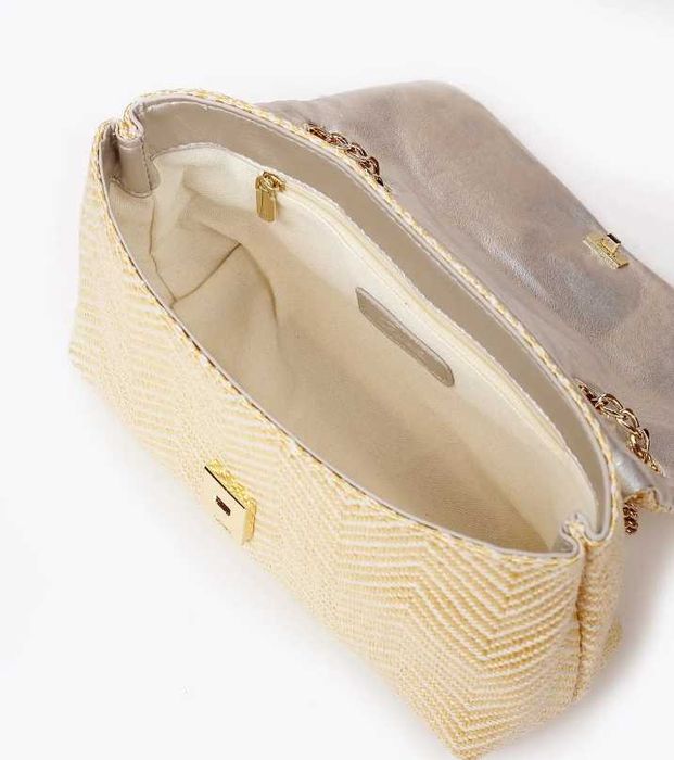 ЧАНТА  за през рамо GOLD AXEL