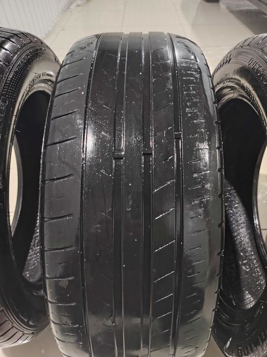 Продам шины 215/55/17
