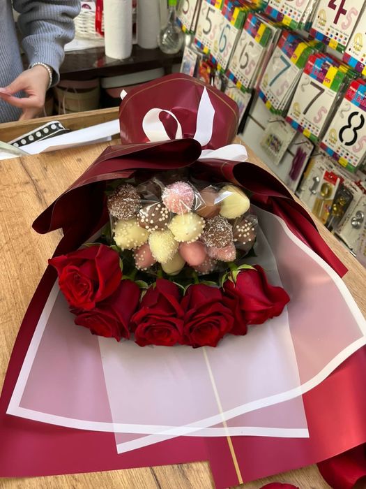 Букет из клубники в шоколаде