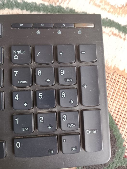 Клавиатура Lenovo