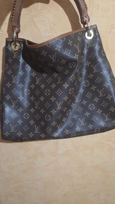 Louis Vuitton Artsy. Сумка Луи Витон.