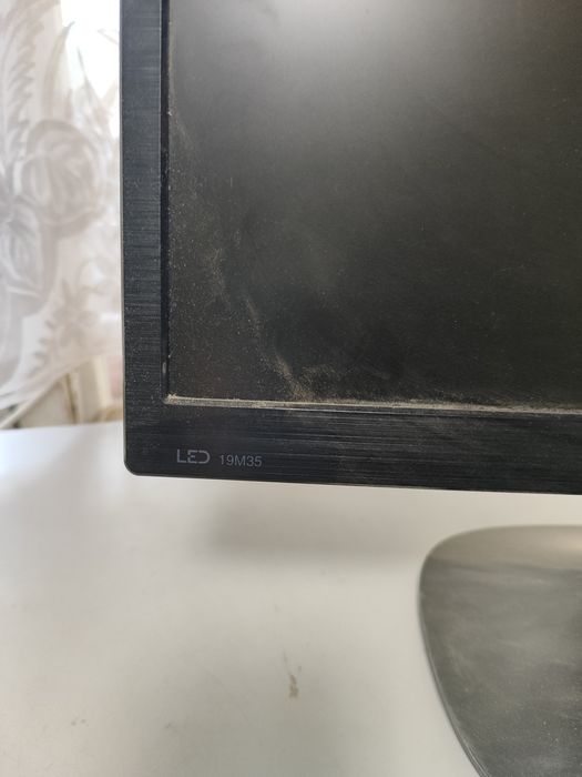 Мониторы фирмы Lg 19 и 23 дюйма