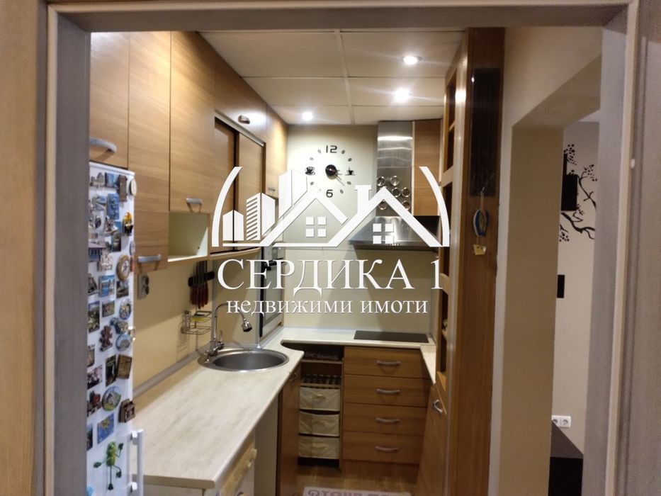 Продава се Тристаен апартамент в София, Фондови жилища - 61 кв.м за 1522 €/кв.м - Снимка #10