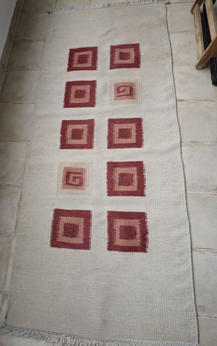 Вълнено килимче индийско